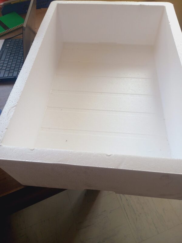 Styrofoam cooler box 20kg capacity In Kenya